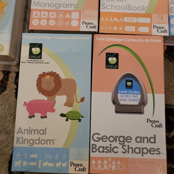 Cricut machine bundle - Picture 8 of 10